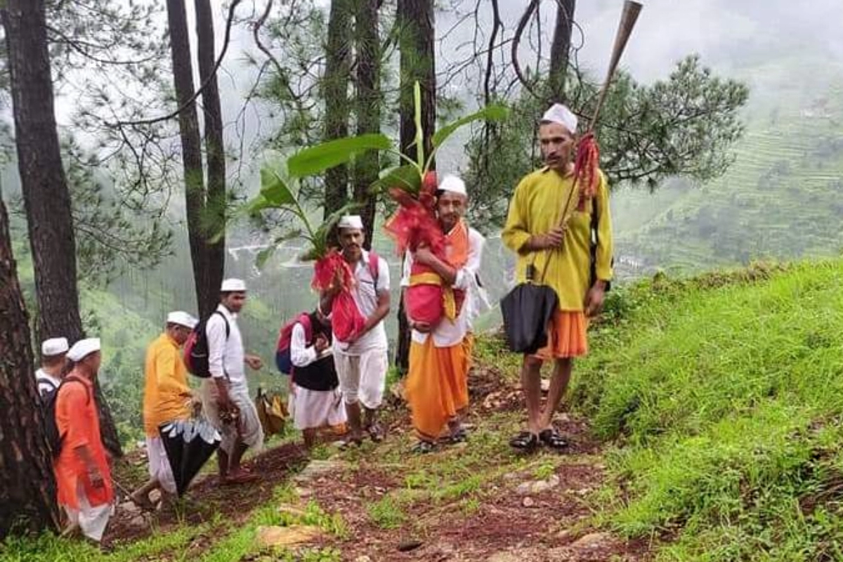 सभी फोटो साभार: माँ भगवती मन्दिर समिति, पोथिंग